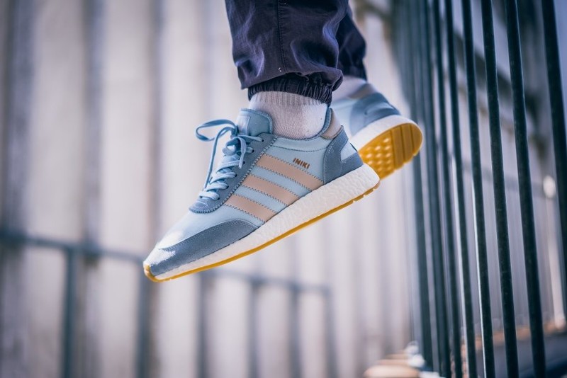 Adidas iniki hot sale blue